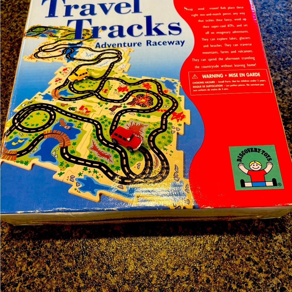 NEW.. dDiscovery Toys.. Travel Tracks..New .. never out of box..